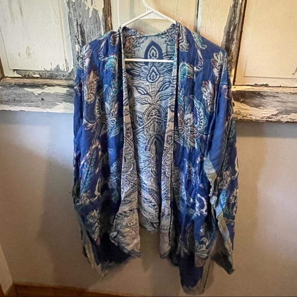 Chicos reversible ruana cover up - Picture 5 of 8